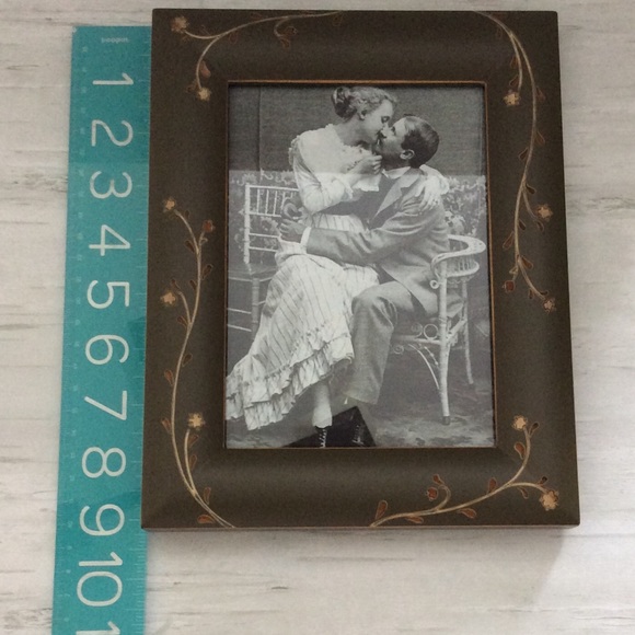 Burnes of Boston  Rare Woods Picture Frame 5/7 - Picture 5 of 8